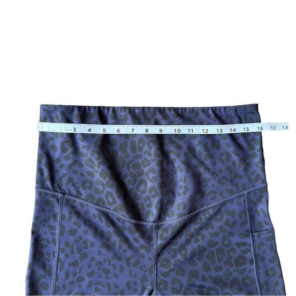 GAP Maternity Leggings Size Medium Blue Cheetah - Picture 4 of 9